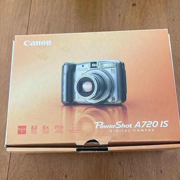Canon PowerShot‎ A720 IS Digital Camera - Picture 1 of 6